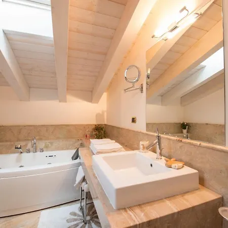 公寓 Villa Malcesine 马尔切西内