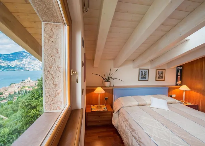 Villa Malcesine Апартаменты Мальчезине