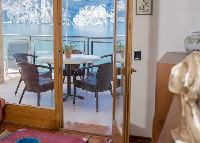 Villa Malcesine 公寓 马尔切西内